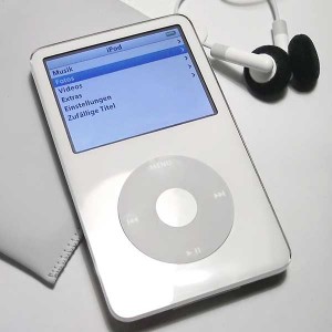 Geschichte der Musikproduktion - Bild eines iPod der 1. Generation